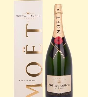 moet_-_chandon_brut_imp%25c3%25a9rial_geschnekkarton_1-5l_